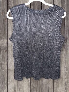 Fred David Black Metallic Ribbed Top – Large (NWT)